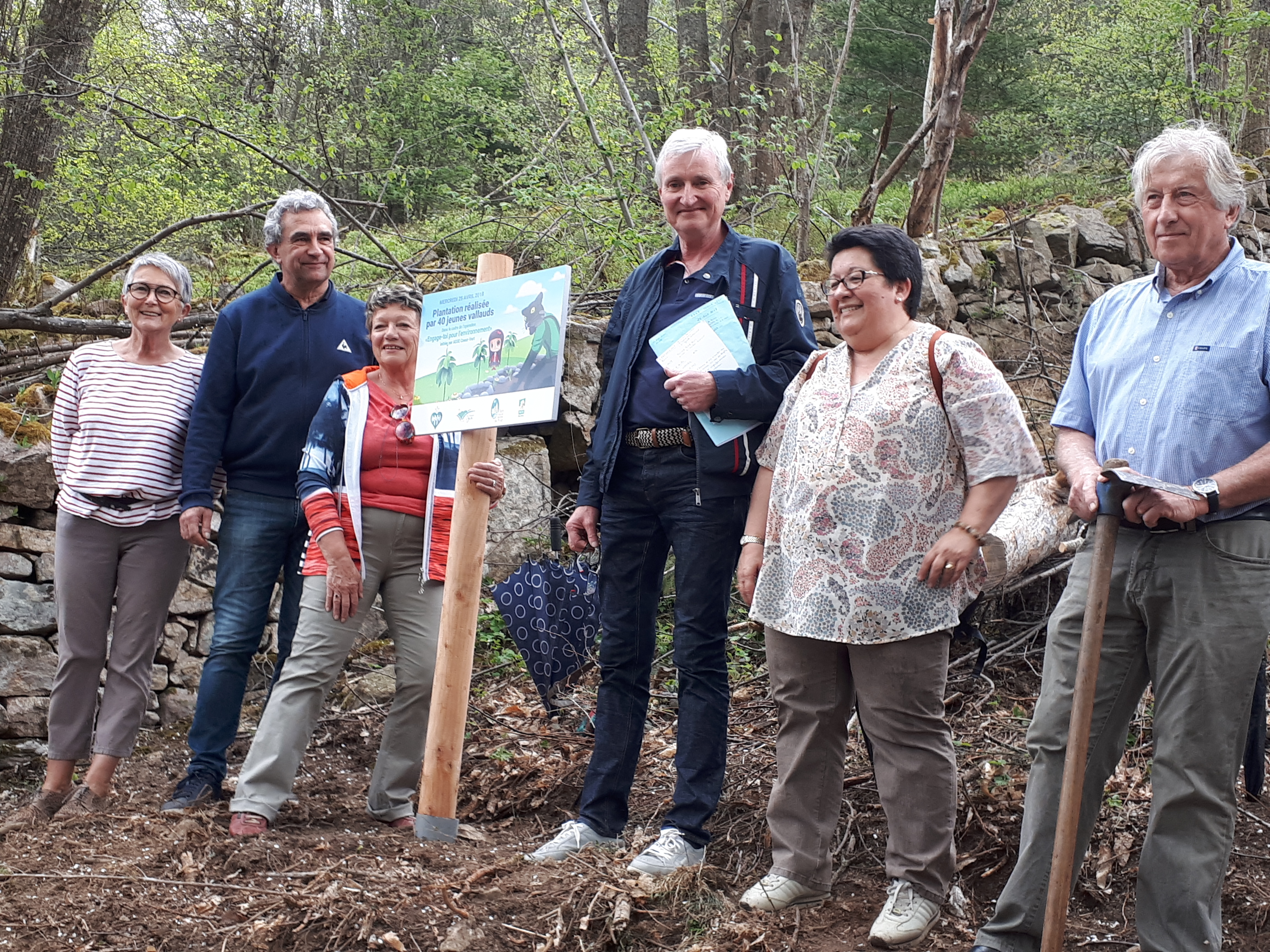 Visuel : Plantation d'arbres avec l'ASSE